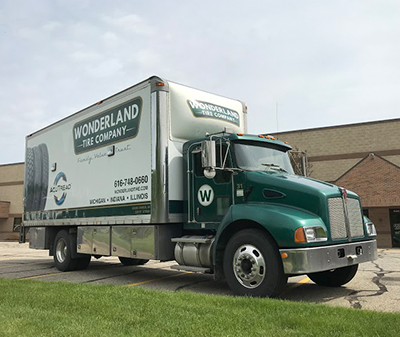 wonderlandtireboxtruck
